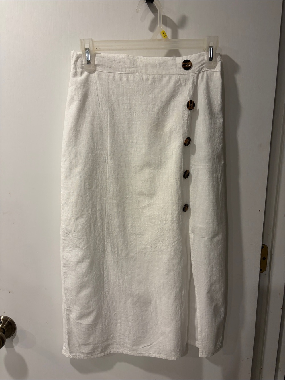 Nic & Jo White Side-Button Linen Skirt with Tortoiseshell Buttons size Small